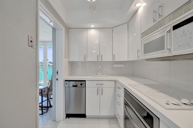 801 N Riverside Drive 4B, Pompano Beach, FL 33062