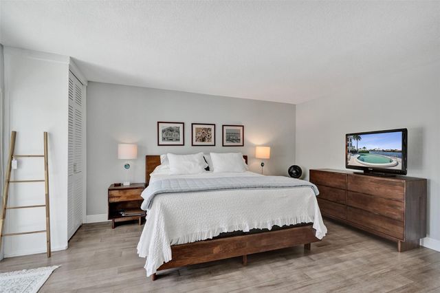 801 N Riverside Drive 4B, Pompano Beach, FL 33062