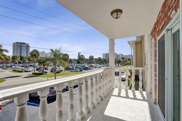 801 N Riverside Drive 4B, Pompano Beach, FL 33062