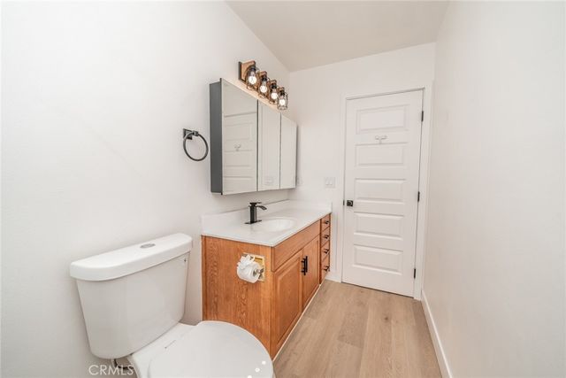 1076 Los Altos Court, Riverside, CA 92507