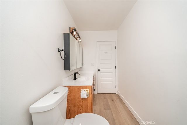 1076 Los Altos Court, Riverside, CA 92507