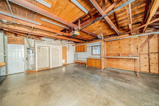 1076 Los Altos Court, Riverside, CA 92507