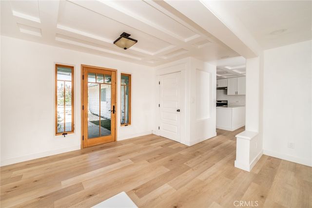 1076 Los Altos Court, Riverside, CA 92507