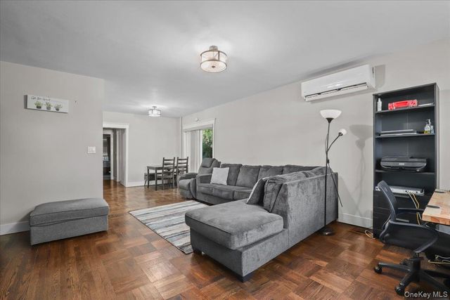 113 Hart Avenue, Yonkers, NY 10704