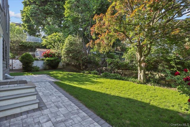 113 Hart Avenue, Yonkers, NY 10704
