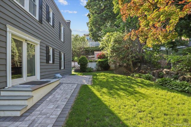 113 Hart Avenue, Yonkers, NY 10704