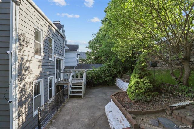 113 Hart Avenue, Yonkers, NY 10704