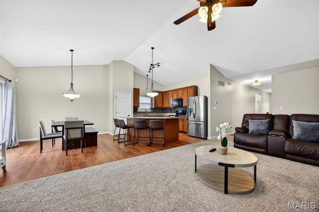 226 Greengate Drive, Lake St Louis, MO 63367