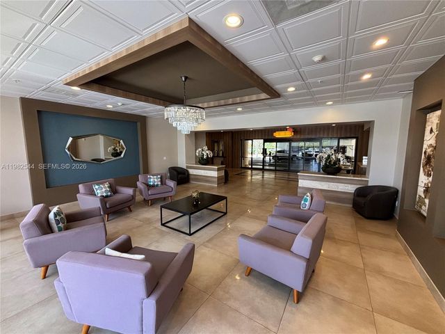 3731 N Country Club Drive 521, Aventura, FL 33180