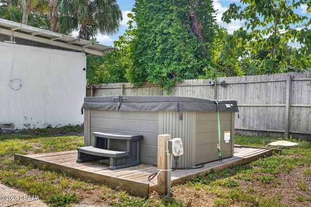 925 Flagler Avenue, Edgewater, FL 32132