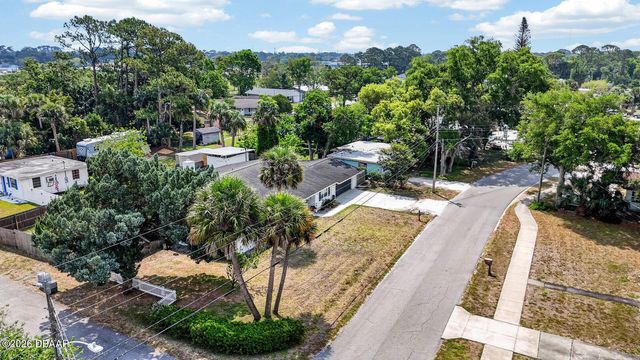925 Flagler Avenue, Edgewater, FL 32132