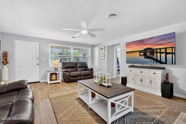 925 Flagler Avenue, Edgewater, FL 32132