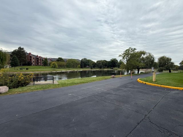 840 Wellington Avenue 103, Elk Grove Village, IL 60007