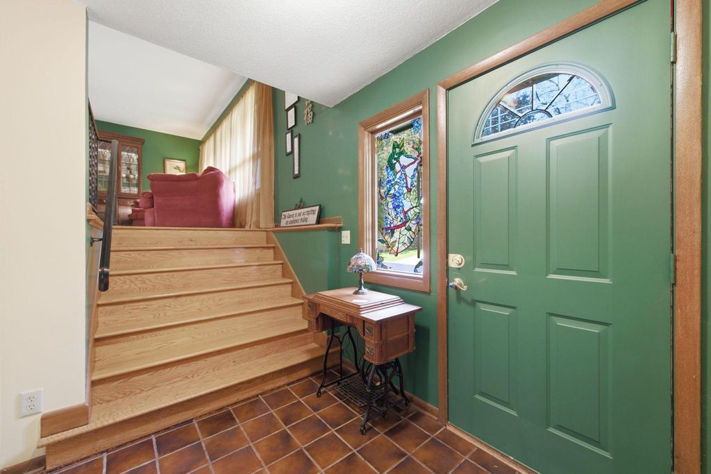 10545 Johnson Road, Bloomington, MN 55437 — photo 4