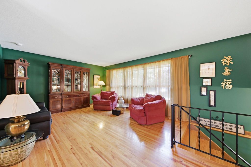 10545 Johnson Road, Bloomington, MN 55437 — photo 5