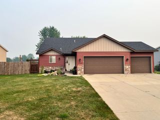 2760 Ocarina Drive, Sauk Rapids, MN 56379