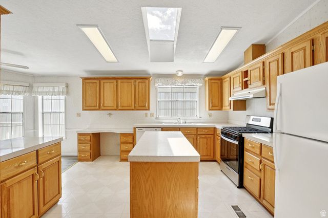 4614 S YARROW LN, Taylorsville, UT 84123