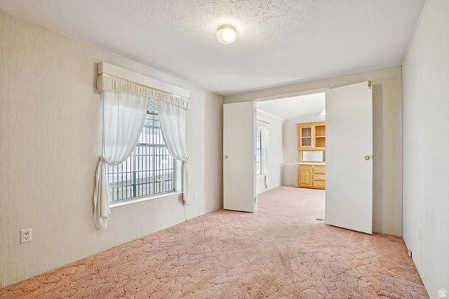 4614 S YARROW LN, Taylorsville, UT 84123