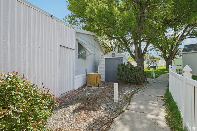 4614 S YARROW LN, Taylorsville, UT 84123