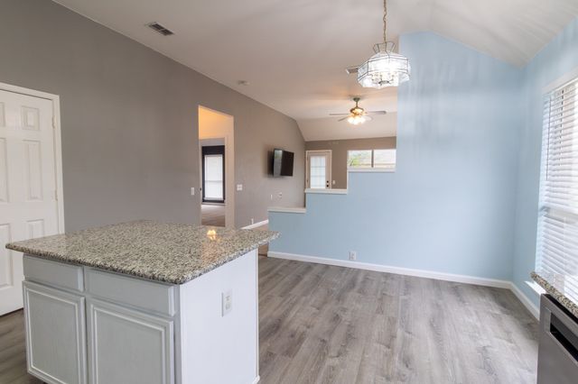 7864 Orland Park Circle, Fort Worth, TX 76137