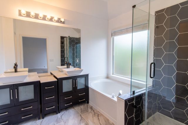 7864 Orland Park Circle, Fort Worth, TX 76137