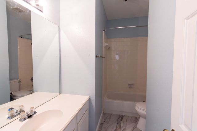 7864 Orland Park Circle, Fort Worth, TX 76137