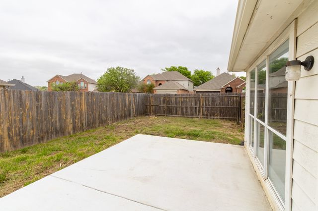 7864 Orland Park Circle, Fort Worth, TX 76137