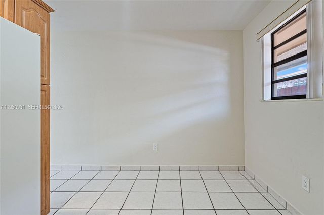 1028 W 30th St 1028, Hialeah, FL 33012