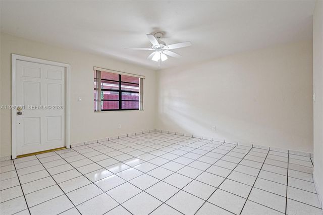1028 W 30th St 1028, Hialeah, FL 33012