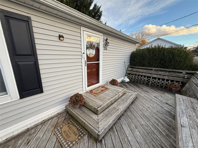 125 King George Drive, New Windsor, NY 12553