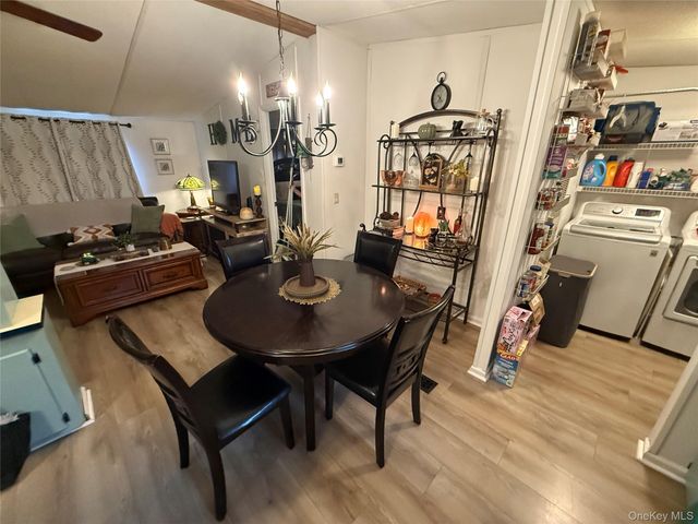 125 King George Drive, New Windsor, NY 12553