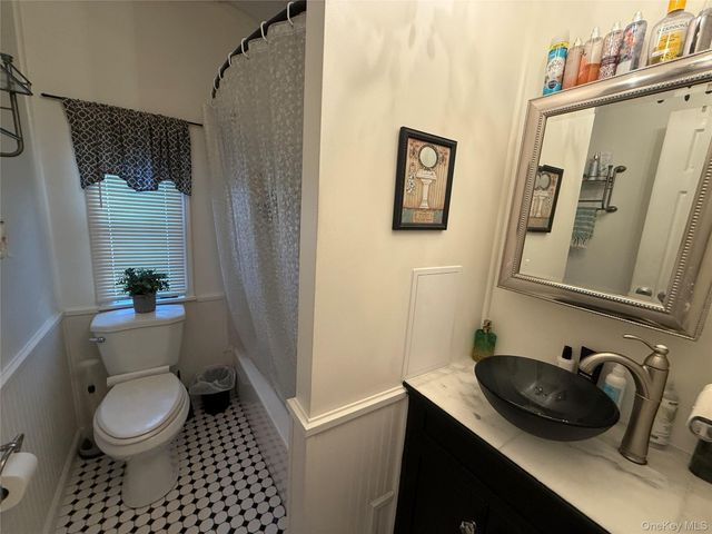 125 King George Drive, New Windsor, NY 12553