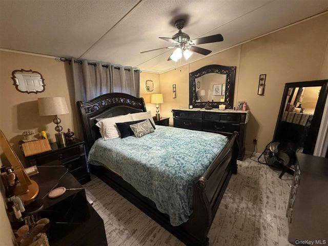 125 King George Drive, New Windsor, NY 12553