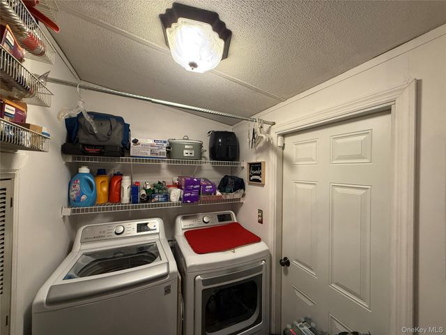 125 King George Drive, New Windsor, NY 12553