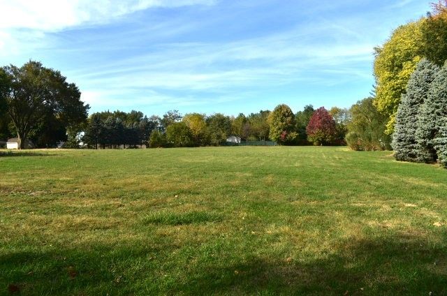 2912 Woodlawn Road, Sterling, IL 61081