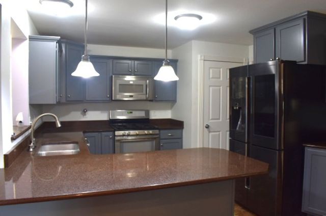 2912 Woodlawn Road, Sterling, IL 61081