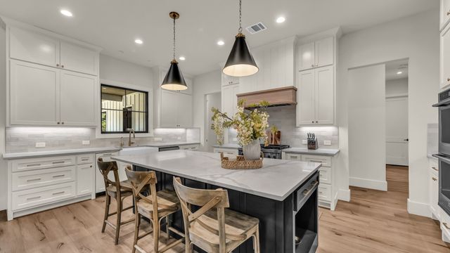 612-A Latigo Court, Weatherford, TX 76088