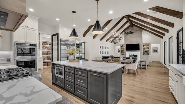 612-A Latigo Court, Weatherford, TX 76088