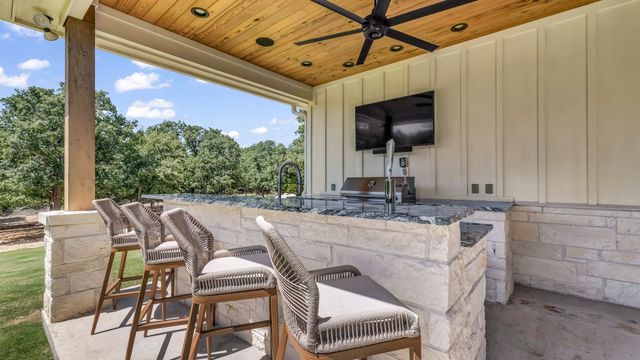 612-A Latigo Court, Weatherford, TX 76088