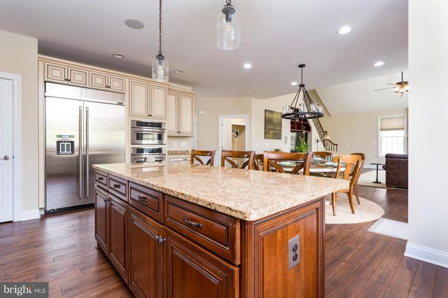 5330 CHAFFINS FARM CT, Haymarket, VA 20169