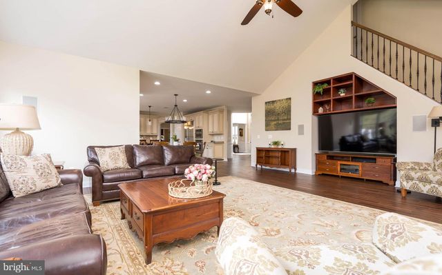 5330 CHAFFINS FARM CT, Haymarket, VA 20169