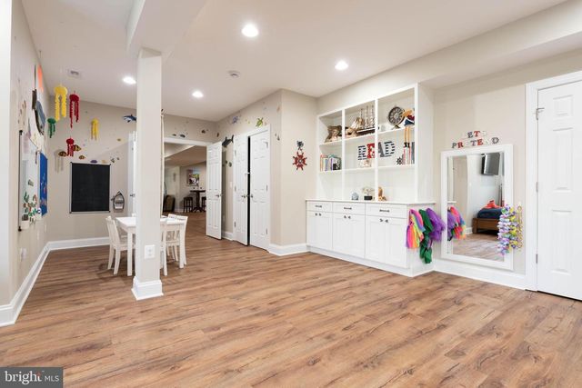 5330 CHAFFINS FARM CT, Haymarket, VA 20169