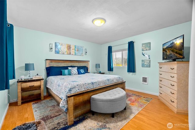 2611 Bay Avenue, Hoquiam, WA 98550