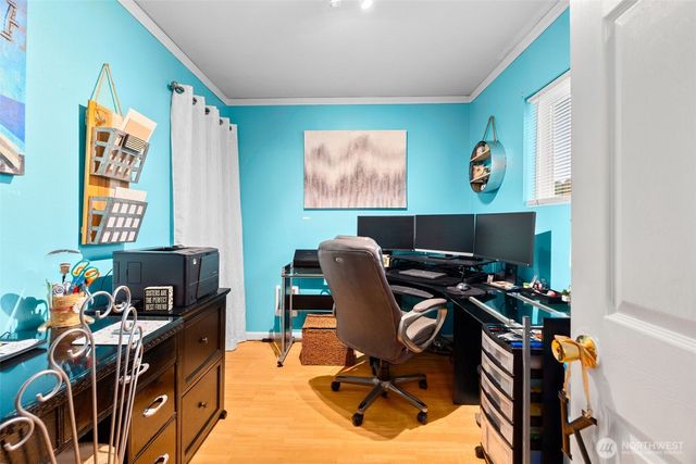 2611 Bay Avenue, Hoquiam, WA 98550