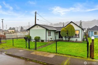 2611 Bay Avenue, Hoquiam, WA 98550