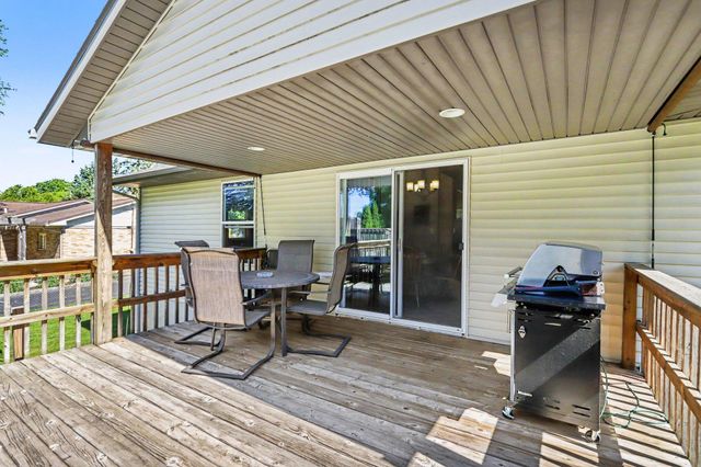 1716 143rd Avenue, Dorr Twp, MI 49323