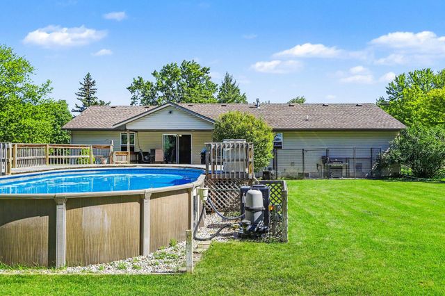 1716 143rd Avenue, Dorr Twp, MI 49323