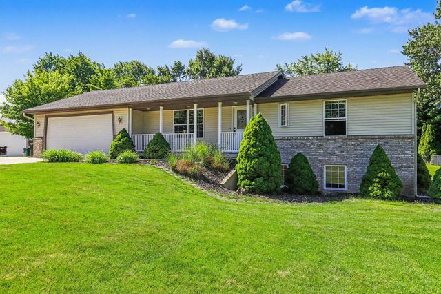 1716 143rd Avenue, Dorr Twp, MI 49323
