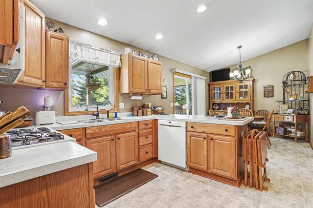 1716 143rd Avenue, Dorr Twp, MI 49323