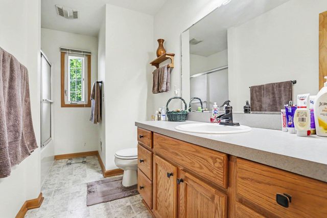1716 143rd Avenue, Dorr Twp, MI 49323